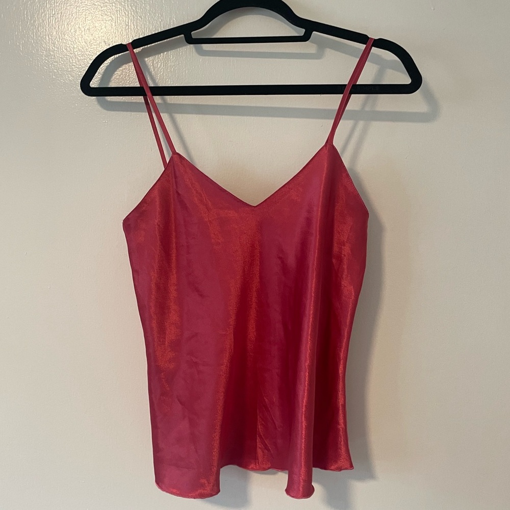 Yessica shiny pink tank